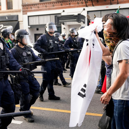 Οργή της Αυστραλίας για τον πυροβολισμό ρεπόρτερ από την Εθνοφρουρά στο Λος Άντζελες