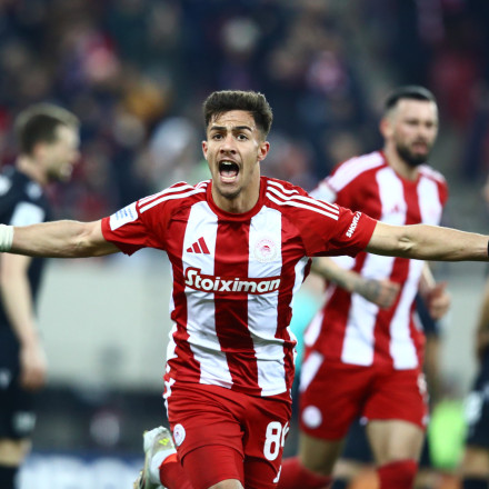 Ο Κωστούλας στη λίστα των Ελλήνων που αγωνίστηκαν στη Premier League - Ποιοι είναι οι υπόλοιποι