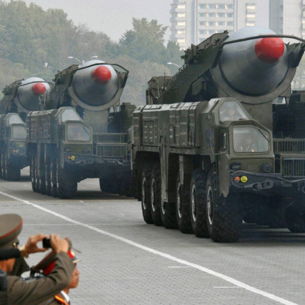 Πυρηνικά «σύννεφα» πάνω από τον πλανήτη - Γιατί έχει ξεκινήσει νέα κούρσα εξοπλισμών