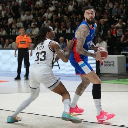 Ηρωική Μπεσίκτας, απέκλεισε την Εφές και πάει τελικούς με Φενέρ