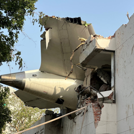 Air India: Μακριά από την ολοκλήρωση της έρευνας για τα αίτια συντριβής του Dreamliner, λέει ο CEO