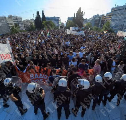 Συγκέντρωση στο Σύνταγμα για τη Γάζα Συγκέντρωση στο Σύνταγμα για τη Γάζα
