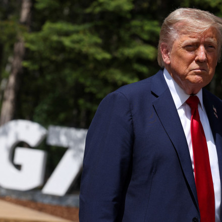 Τραμπ: Θα ήταν ηλίθιο εκ μέρους του Ιράν να μην υπογράψει συμφωνία