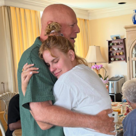 Μπρους Γουίλις: H αποστομωτική απάντηση της κόρης του Ταλούλα σε σχόλιο για τον «ευάλωτο» πατέρα της