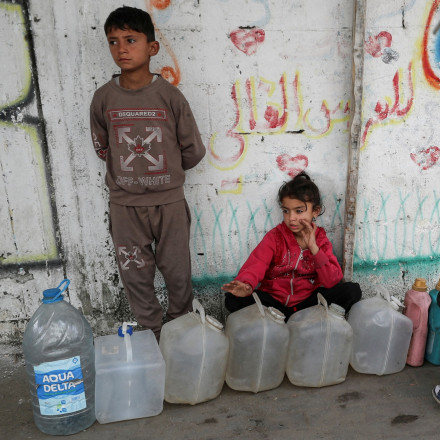 Κραυγή αγωνίας από τη Unicef για τη Γάζα: «Παιδιά θα αρχίσουν να πεθαίνουν από τη δίψα»