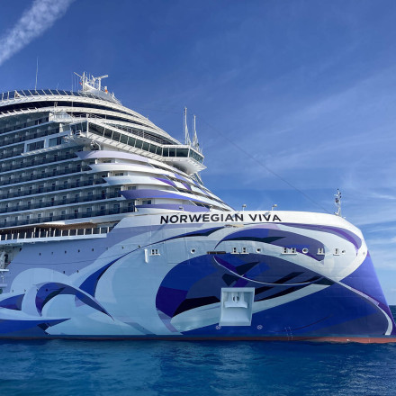 Στον Βόλο το «Norwegian Viva», ένα από τα μεγαλύτερα κρουαζιερόπλοια του κόσμου