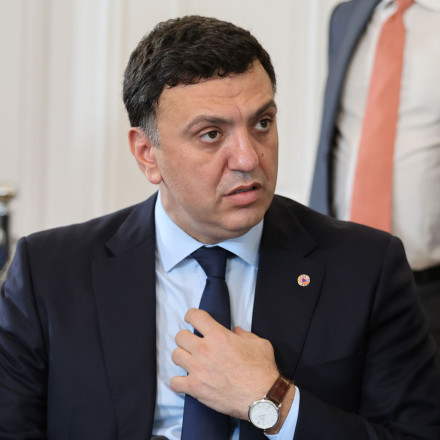 Κικίλιας και ηγεσία του Λιμενικού στον Θάλαμο Επιχειρήσεων - Σε ετοιμότητα για τα  Στενά του Ορμούζ