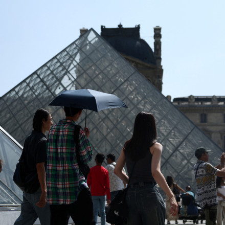 Λούβρο: SOS από τους εργαζομένους - Δηλώνουν εξαντλημένοι από τα πλήθη και κλείνουν τις πόρτες