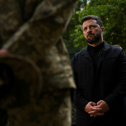 Ζελένσκι: Δεν μπορούμε να φύγουμε από εδάφη όπου ζουν 300.000 άνθρωποι - Δεν γίνεται να τους χάσουμε