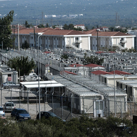 Αμυγδαλέζα: Επεισόδια στο κέντρο κράτησης μετά τον θάνατο μετανάστη