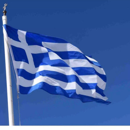 Καβάλα: Βούλγαρος υπέστειλε την ελληνική σημαία στο λιμάνι και ανέβασε σημαία της χώρας του