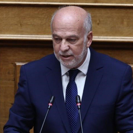 Καρφί Φλωρίδη σε Κασσελάκη: Αν οι οικονομολόγοι ήθελαν να μελετήσουν το άλογο...