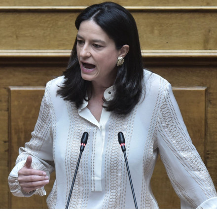 Ψήφος αποδήμων: Στη Βουλή σήμερα το νομοσχέδιο - Αισιοδοξία για επίτευξη πλειοψηφίας