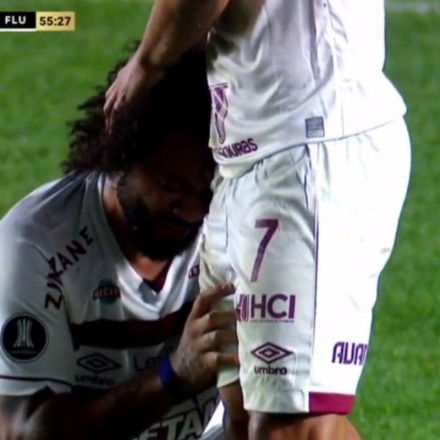 Μαρσέλο: Viral η αποχώρησή του από το γήπεδο μετά τον σοβαρό τραυματισμό που προκάλεσε [vid]