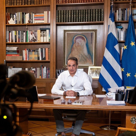 Μητσοτάκης: Μία εβδομάδα δωρεάν διακοπές στη Ρόδο για όσους τις έχασαν λόγω της φωτιάς [vid]