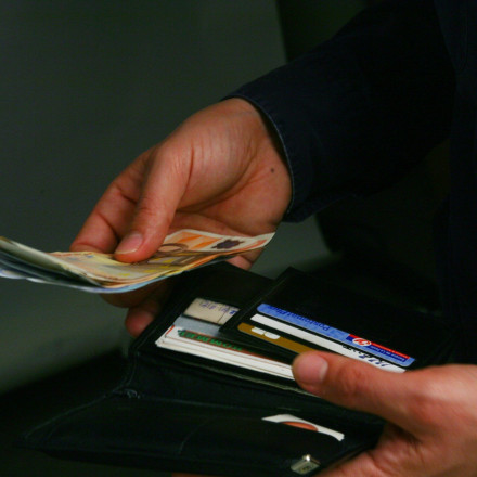 ΕΛΣΤΑΤ: Αύξηση 11,3% στο διαθέσιμο εισόδημα των νοικοκυριών το α’ τρίμηνο του 2023