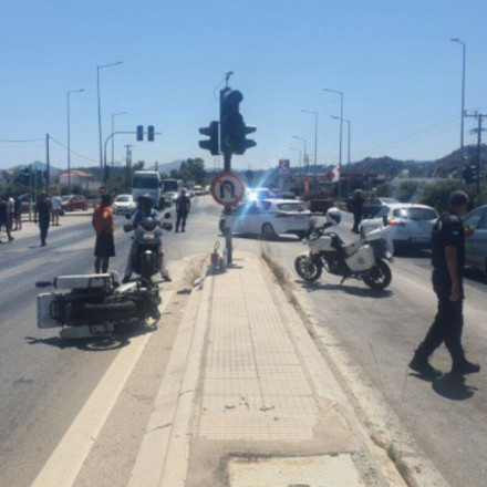 Ρόδος: Σοβαρό τροχαίο με 3 τραυματίες – Ανάμεσά τους αστυνομικός σε καταδίωξη [vid]