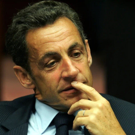 Κάρλα Μπρούνι και Νικολά Σαρκοζί: Ξανά για διακοπές στα ελληνικά νησιά σε υπερπολυτελές γιοτ Κάρλα Μπρούνι και Νικολά Σαρκοζί: Ξανά για διακοπές στα ελληνικά νησιά σε υπερπολυτελές γιοτ