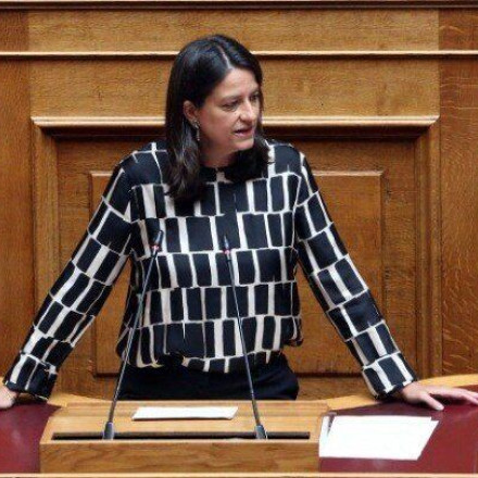 Κεραμέως: Στηρίζουμε έμπρακτα τους κρατικούς μας λειτουργούς