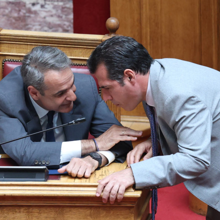 Η επιλογή Μητσοτάκη με τον Πλεύρη και η αγωνία του Μαξίμου να κλείσει τα περί εκλογών