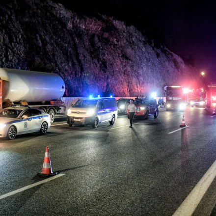 Μποτιλιάρισμα στην Αθηνών – Κορίνθου: Συνεχίζεται το σημειωτόν στο ρεύμα προς Αθήνα