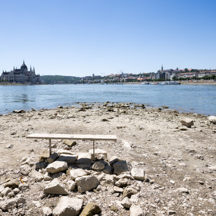 Ο Δούναβης δεν είναι πια μπλε - Στερεύουν λόγω καύσωνα τα μεγάλα ποτάμια της Ευρώπης