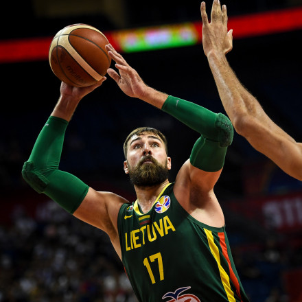 «Βόμβα» από το BasketNews: «Ο Παναθηναϊκός AKTOR είναι κοντά στον Βαλαντσιούνας»