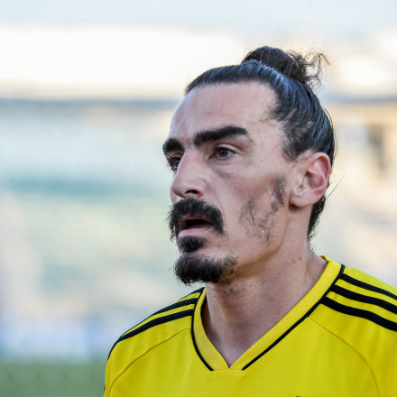 Επικός Λάζαρος Χριστοδουλόπουλος: Φωτογραφήθηκε με όλα τα κασκόλ του Big 5 (pic)