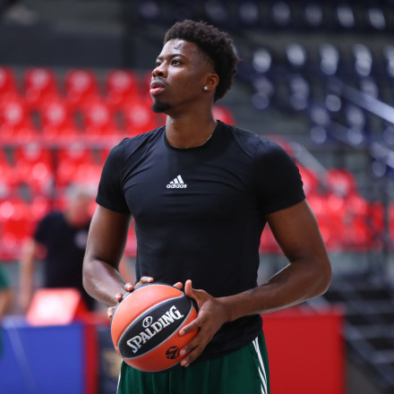 Ολυμπιακός: Κλείνει Αντετοκούνμπο για το «5» - Κοιτάζει στην Αμερική για αθλητικό ψηλό