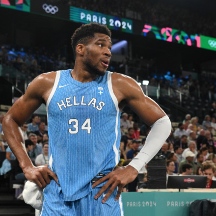 Οι «χρυσές» δουλειές των Αντετοκούνμπο