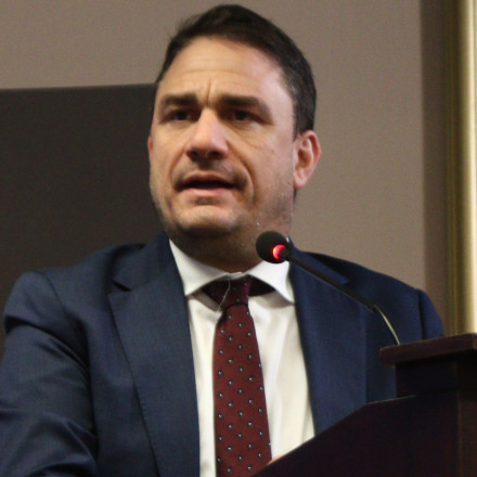 ΠΑΣΟΚ για Μητσοτάκη: Πανικόβλητος από τις απειλές του Ντίλιαν, ο «Νίξον» του Μαξίμου δραπετεύει