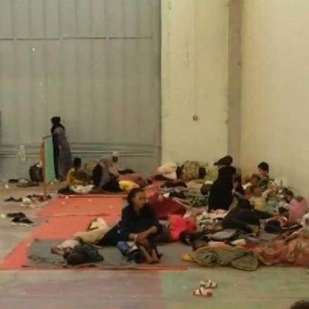 Χανιά: Γροθιά στο στομάχι οι εικόνες του Action24 - Υπό αφόρητες συνθήκες στοιβαγμένοι οι μετανάστες