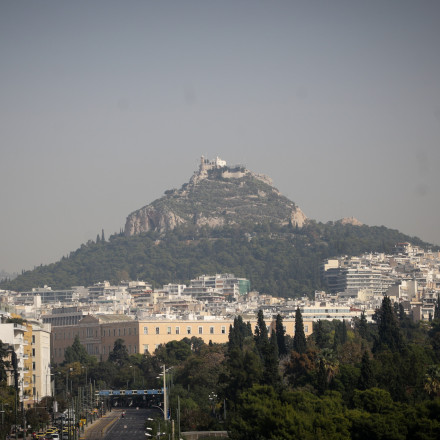 Καύσωνας: Απαγόρευση κυκλοφορίας στον Λυκαβηττό την Τετάρτη - Έκτακτα μέτρα του Δήμου Αθηναίων
