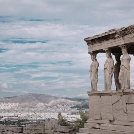 Ακίνητα: Πού «χτυπάνε κόκκινο» οι τιμές στην Αθήνα - Σε ποιες περιοχές υποχωρούν τα ενοίκια