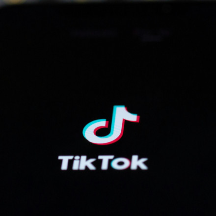 Τα trends του TikTok που σαρώνουν στην Ελλάδα το καλοκαίρι του 2025