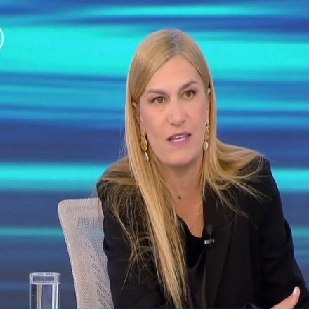 Βολουδάκη: «Θα γίνουν μία ή δύο κλειστές δομές στην Κρήτη, πιθανόν σε παλιά στρατόπεδα»