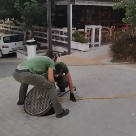 Δήμος Ναυπλιέων: Συστηματική απεντόμωση φρεατίων ξεκίνησε από το Τολό