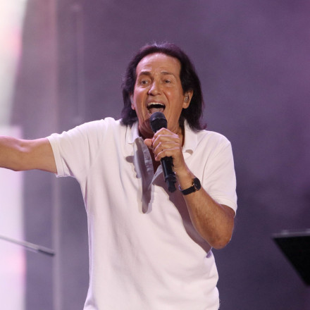 Πασχάλης: «Με το τραγούδι Τρόπος, κάναμε κυριολεκτικά επανάσταση στην Ελλάδα»