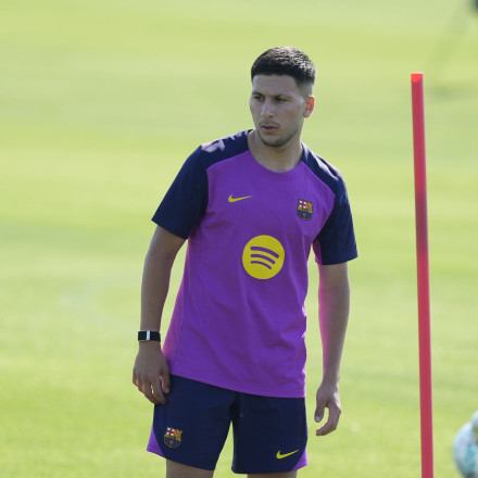 Ρούνι Μπαρντατζί: Το πουλέν του Φλικ δεν πήγε στη Μπαρτσελόνα για να ζήσει στη σκιά του Γιαμάλ