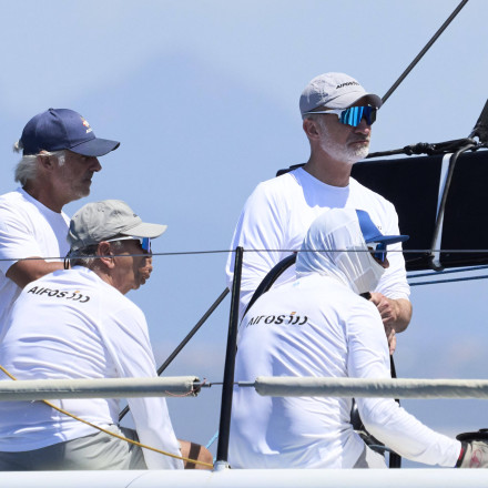 Τρόμος για τον βασιλιά Φελίπε σε ιστιοπλοϊκό αγώνα - Η στιγμή που το πανί πέφτει δίπλα του