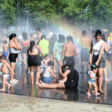 Ισπανία και Πορτογαλία «λιώνουν» από τον καύσωνα: 40άρια και φωτιές θέτουν σε επιφυλακή τις Αρχές