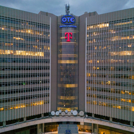 Όμιλος ΟΤΕ: Αύξηση εσόδων 1,1% και προσαρμοσμένου EBITDA 2,0% στην Ελλάδα το B' τρίμηνο 2025