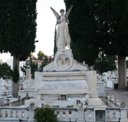 Στην ευρωπαϊκή πολιτιστική «ελίτ» το Κοιμητήριο και το Πάρκο Κολοκοτρώνη Στην ευρωπαϊκή πολιτιστική «ελίτ» το Κοιμητήριο και το Πάρκο Κολοκοτρώνη