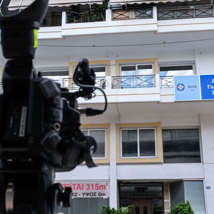 Παλαιό Φάληρο: Νέο επεισόδιο στο θρίλερ με την 3χρονη - Βρέθηκε κηλίδα αίματος στο διαμέρισμα