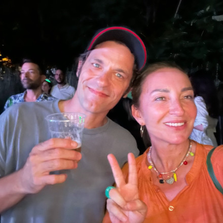 Αποστόλης Τότσικας - Ρούλα Ρέβη: Απίθανες βουτιές στην Τήνο