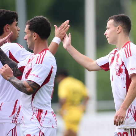 Live το σπουδαίο φιλικό του Ολυμπιακού κόντρα στη Νάπολι