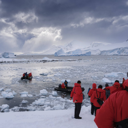 Ανταρκτική: Απειλείται και από τους τουρίστες εκτός από την κλιματική αλλαγή
