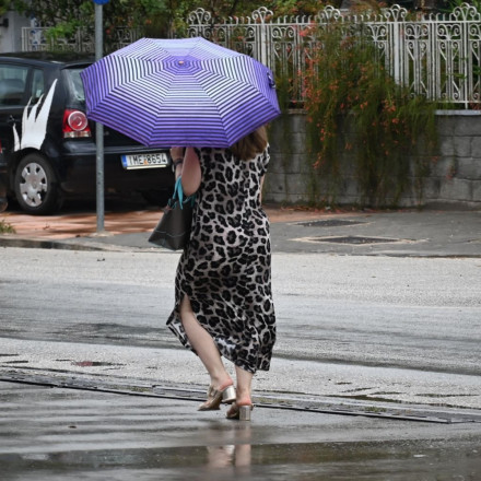 Άστατος ο καιρός την Κυριακή – Σε ποιες περιοχές θα ρίξει βροχές και καταιγίδες