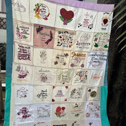 «Το επόμενο μπορεί να είναι το δικό σου»: Μεξικανές κεντούν τα ονόματα δολοφονημένων γυναικών