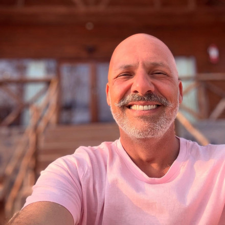 Νίκος Μουτσινάς: «Ήθελα να κάνω ένα τηλεπαιχνίδι για να μην έχω το είπες, είπα, γνώμη, γιατί, κόντρα»